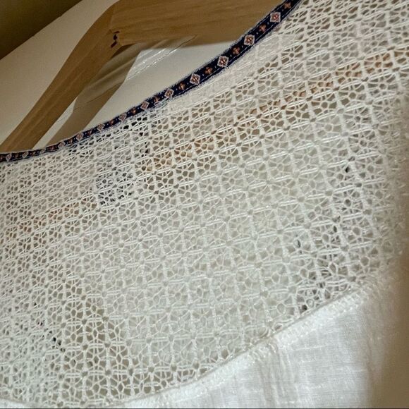 American Rag Cie Boho Embroidered Lace White Top with ribbon embroidery XL - Picture 7 of 8